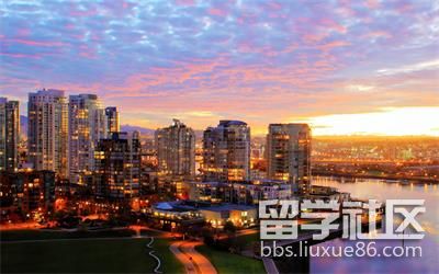 加拿大移民